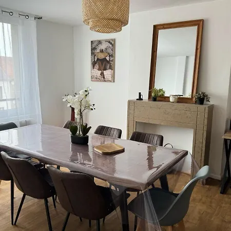 Duplex L'echo Des Remparts 아파트 *